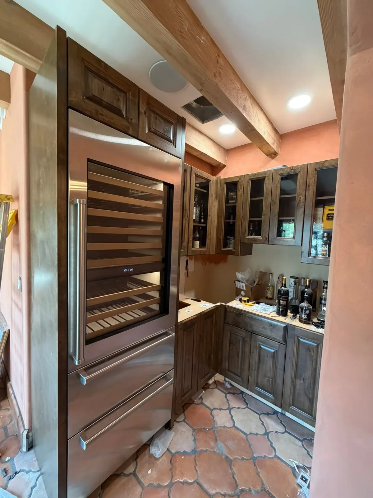 Custom wet bar built in cabinetry by Ramos Cabinetry and Construction in Scottsdale, AZ